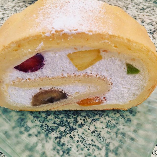 長町よる時はいつもここでケーキとコーヒーやります。赤ちゃんおって食べるのに全く集中できなくても美味しさは感じれます。